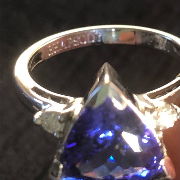 950 platinum 4A tanzanite and diamond ring - Picture 5 of 17